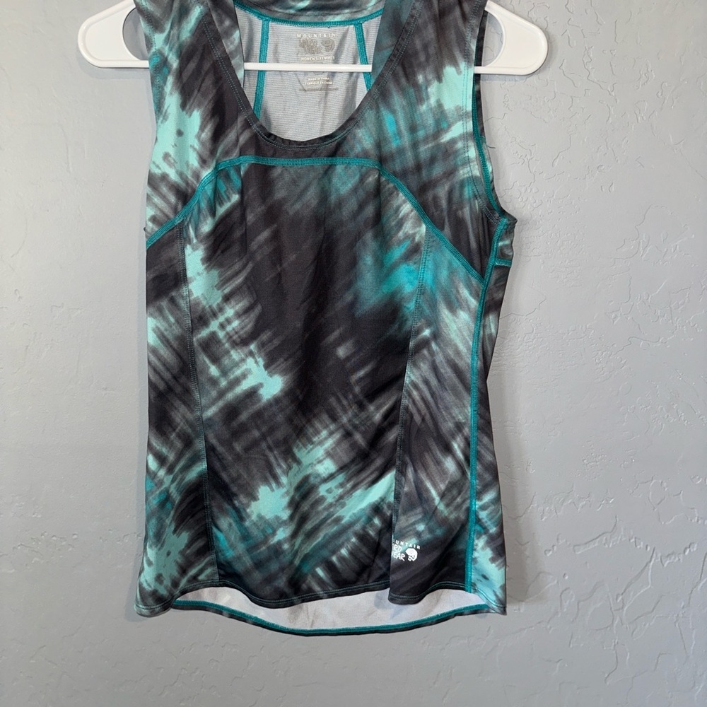 Mountain Hardwear Women's Teal and Black Tie-Dye Performance Tank Top